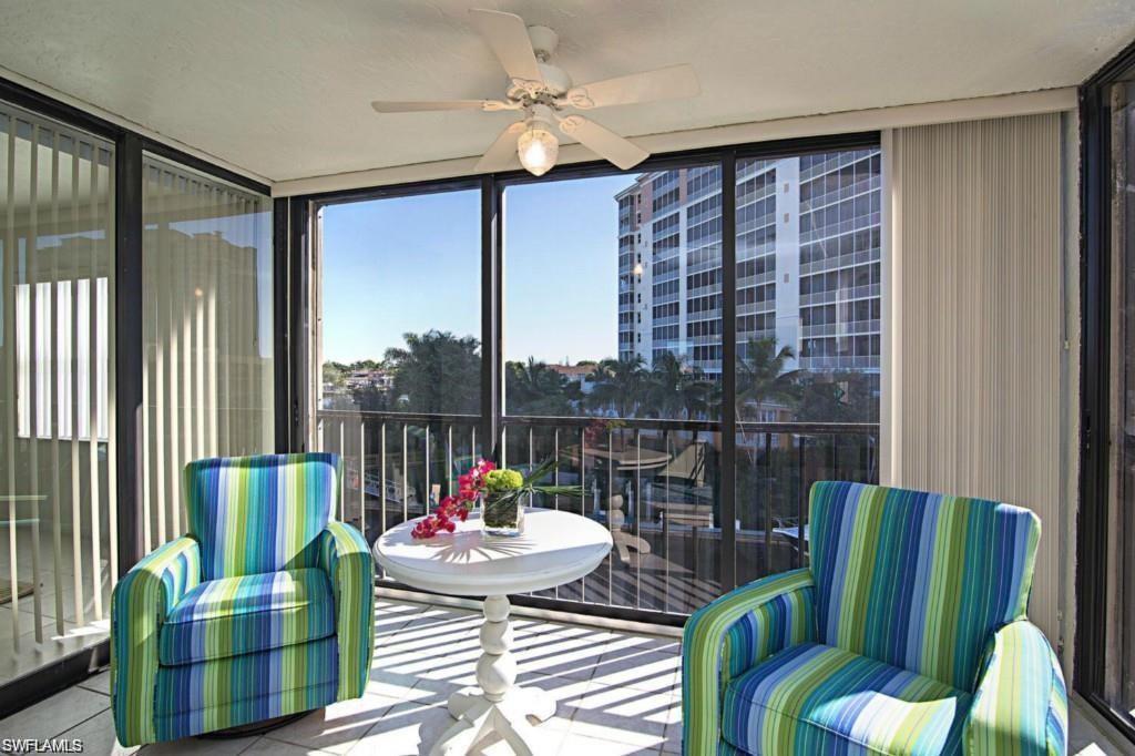 271 Southbay Dr - Photo 1