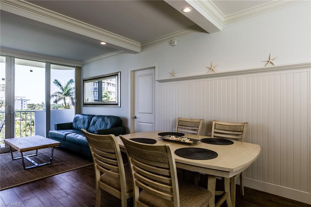 140 Seaview Ct - Photo 1