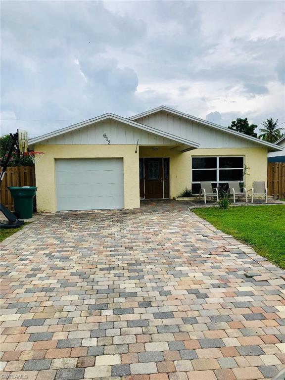 612 106th Ave - Photo 1