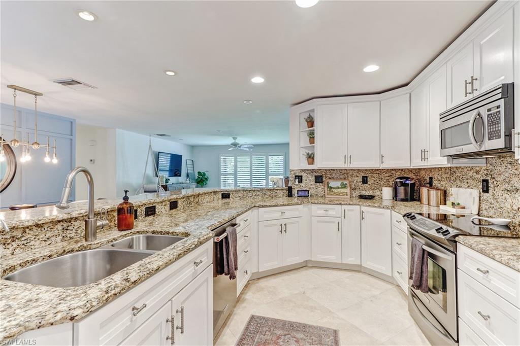 5415 Teak Wood Dr - Photo 1