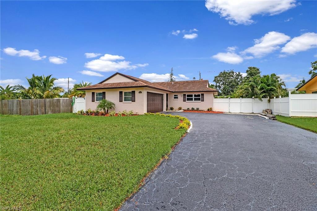 4925 Barcelona Cir - Photo 1