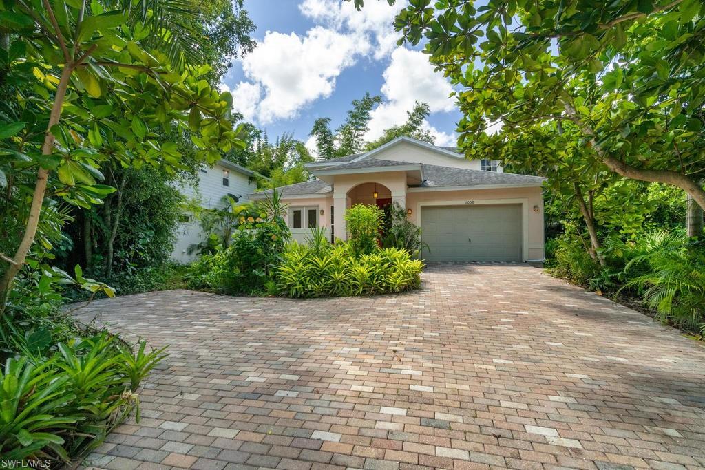 1058 Sperling Ave - Photo 1