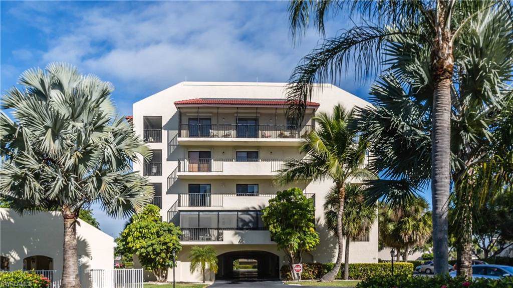 1041 Collier Blvd - Photo 1