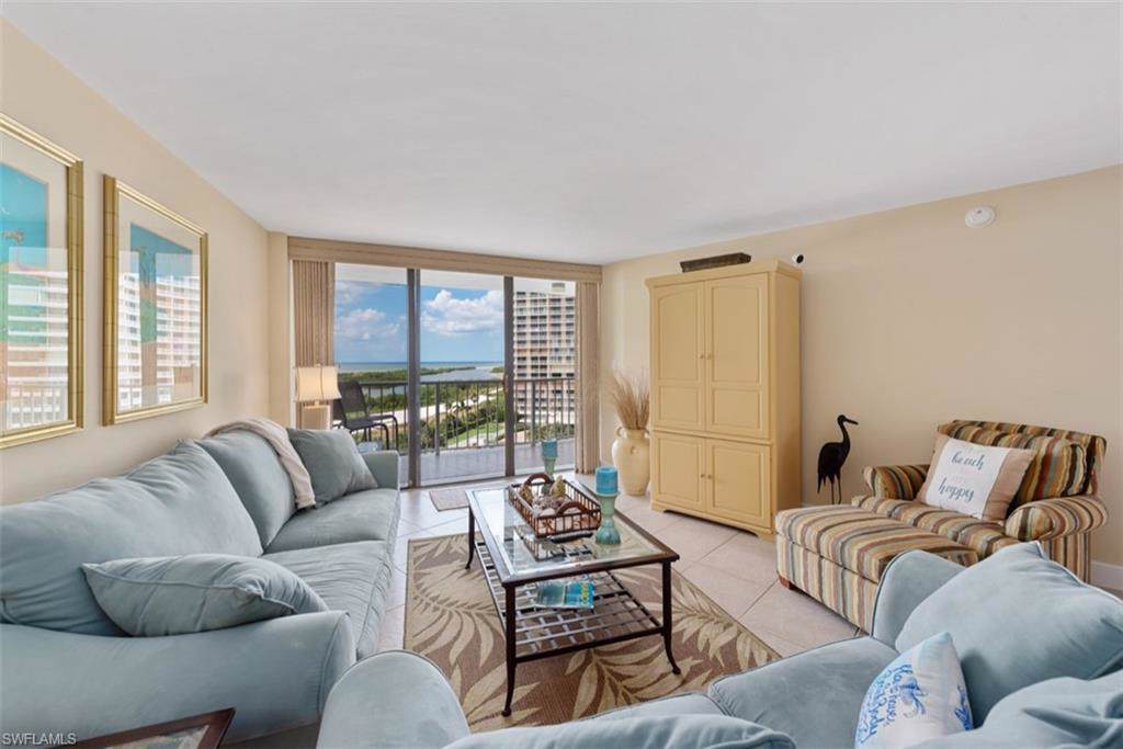 320 Seaview Ct - Photo 1