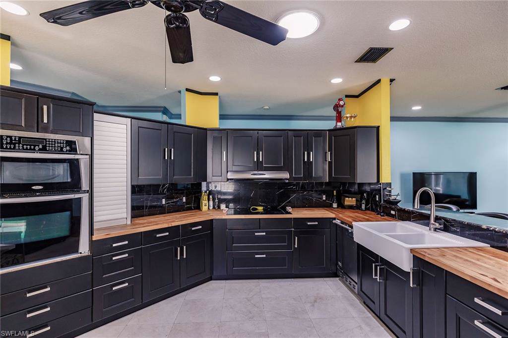 559 Crossfield Cir - Photo 1