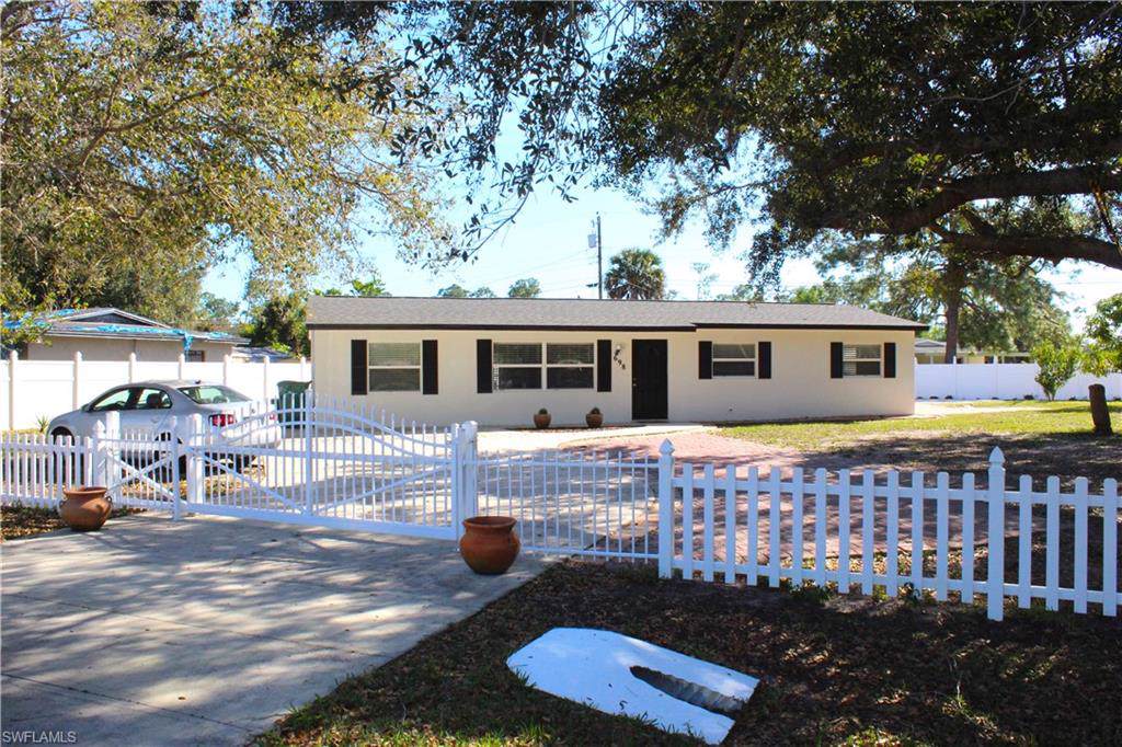 698 Pine Vale Dr - Photo 1