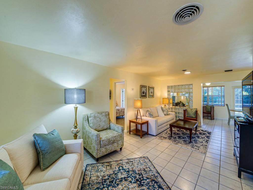 1471 Mandarin Rd - Photo 1