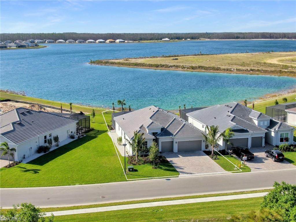 13488 Blue Bay Cir - Photo 1