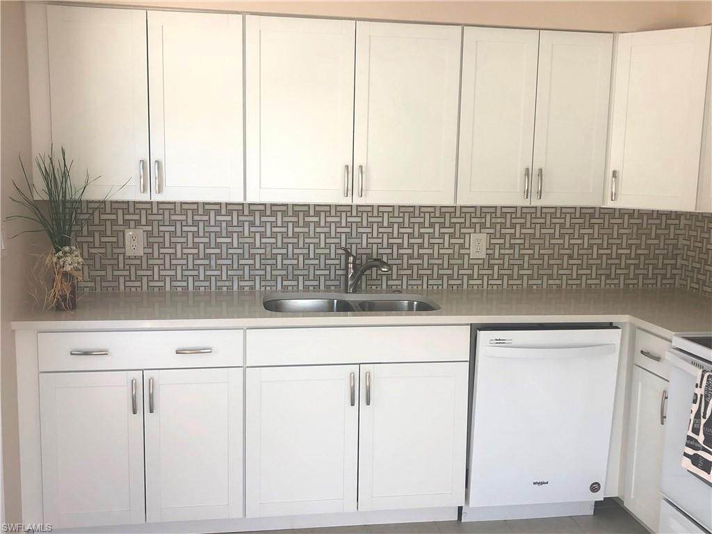 579 91st Ave - Photo 1