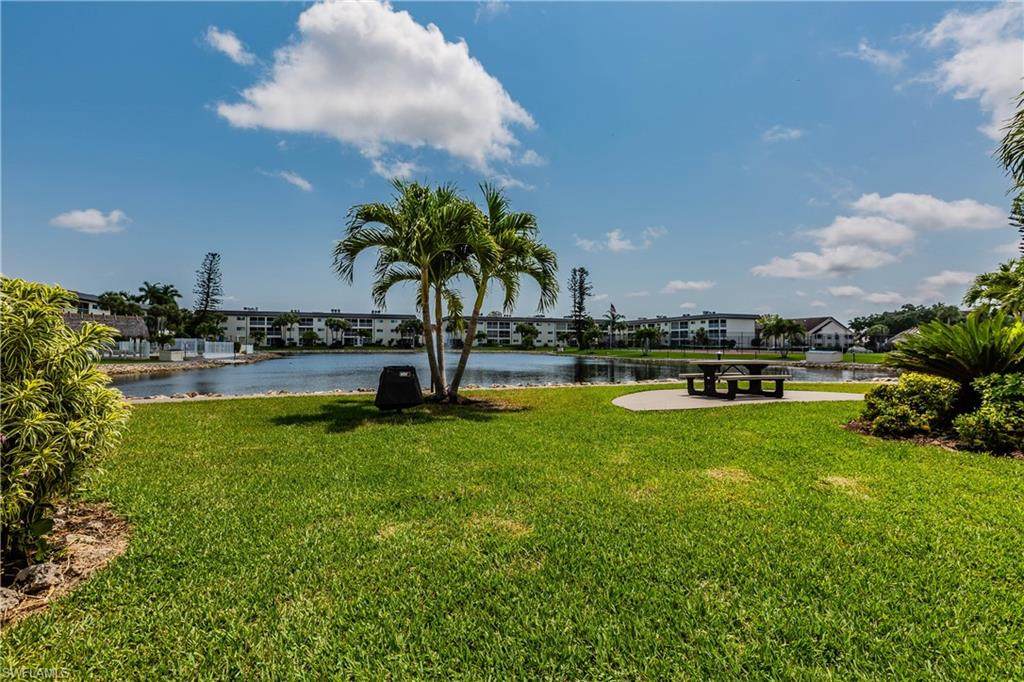 1000 Manatee Rd - Photo 1 1000 Manatee Rd - Photo 1