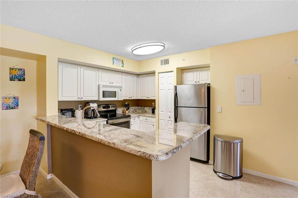 1220 Wildwood Lakes Blvd - Photo 1