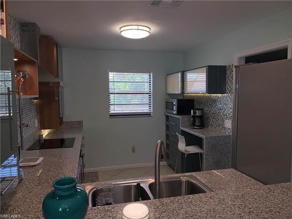 9395 Pennsylvania Ave - Photo 1