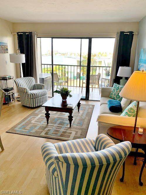 260 Southbay Dr - Photo 1