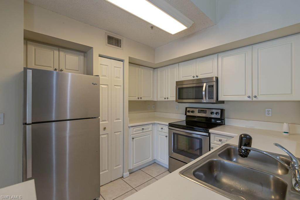 1275 Wildwood Lakes Blvd - Photo 1