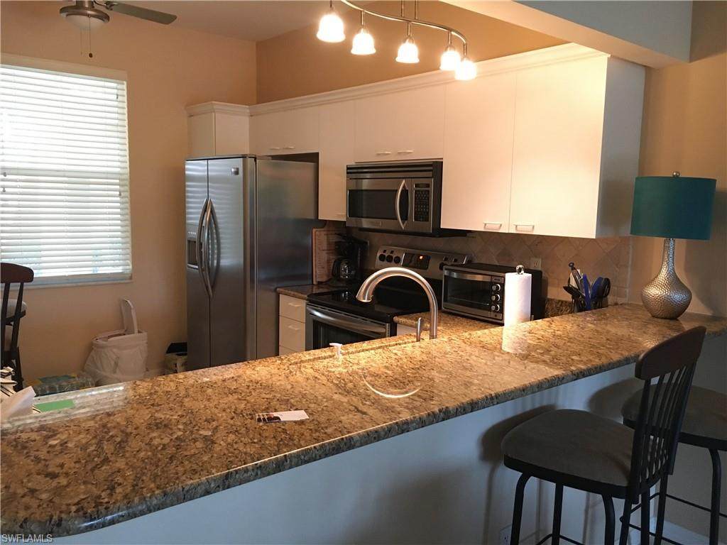 305 Robin Hood Cir - Photo 1