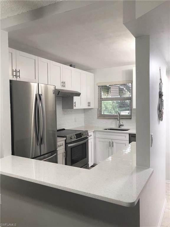 200 Forest Lakes Blvd - Photo 1