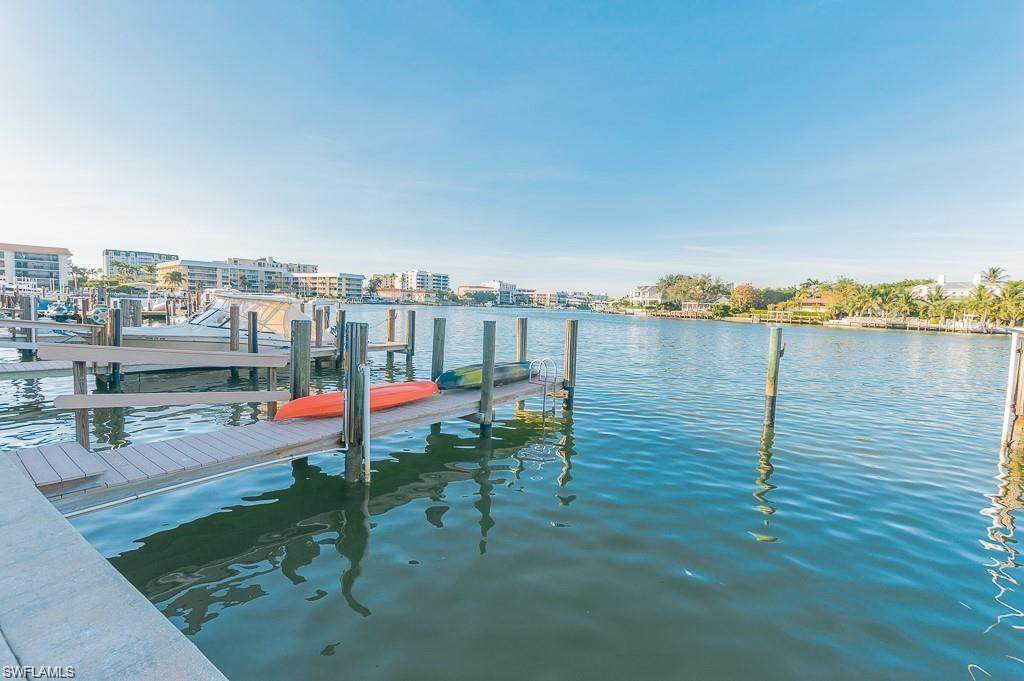 333 Harbour Dr - Photo 1