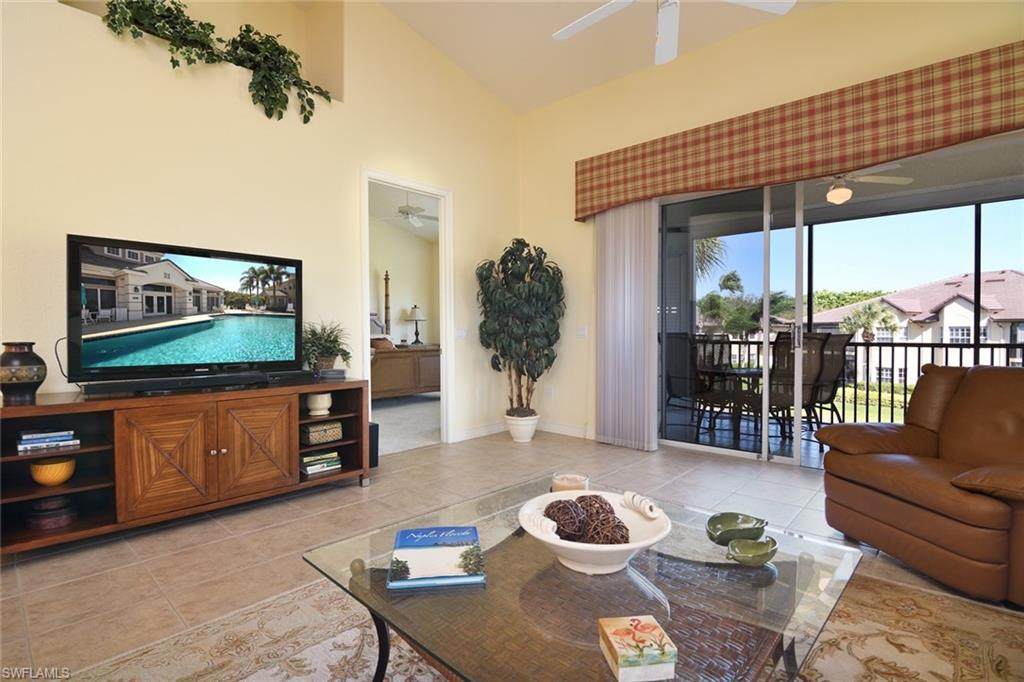 4752 Stratford Ct - Photo 1