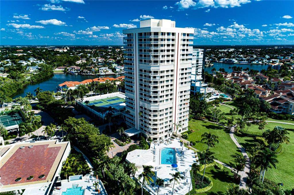 4901 Gulf Shore Blvd - Photo 1
