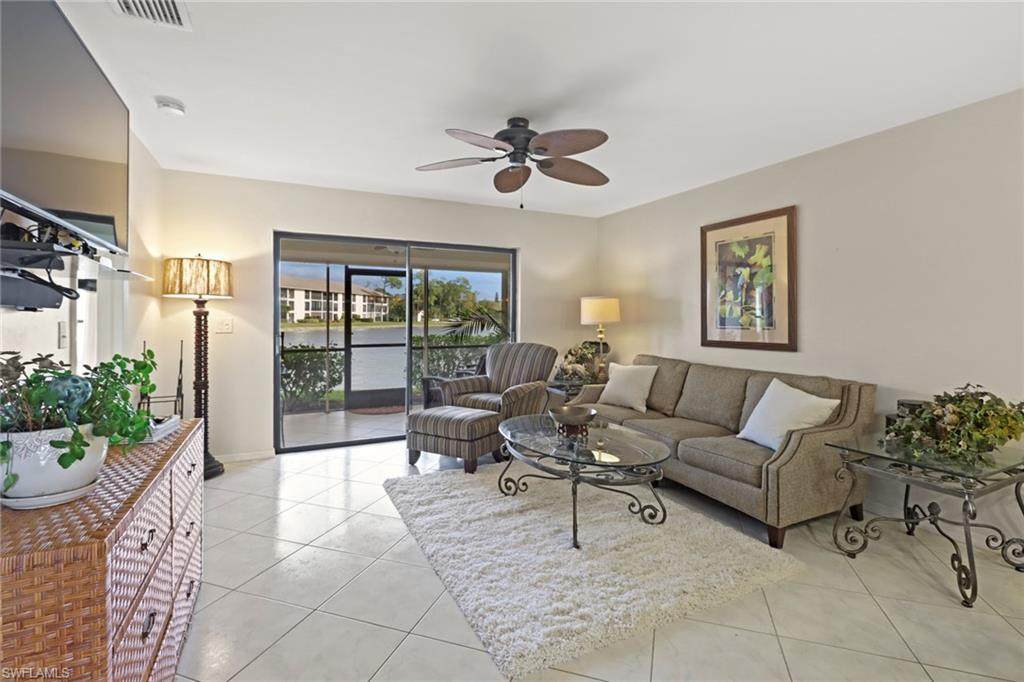 181 Fox Glen Dr - Photo 1