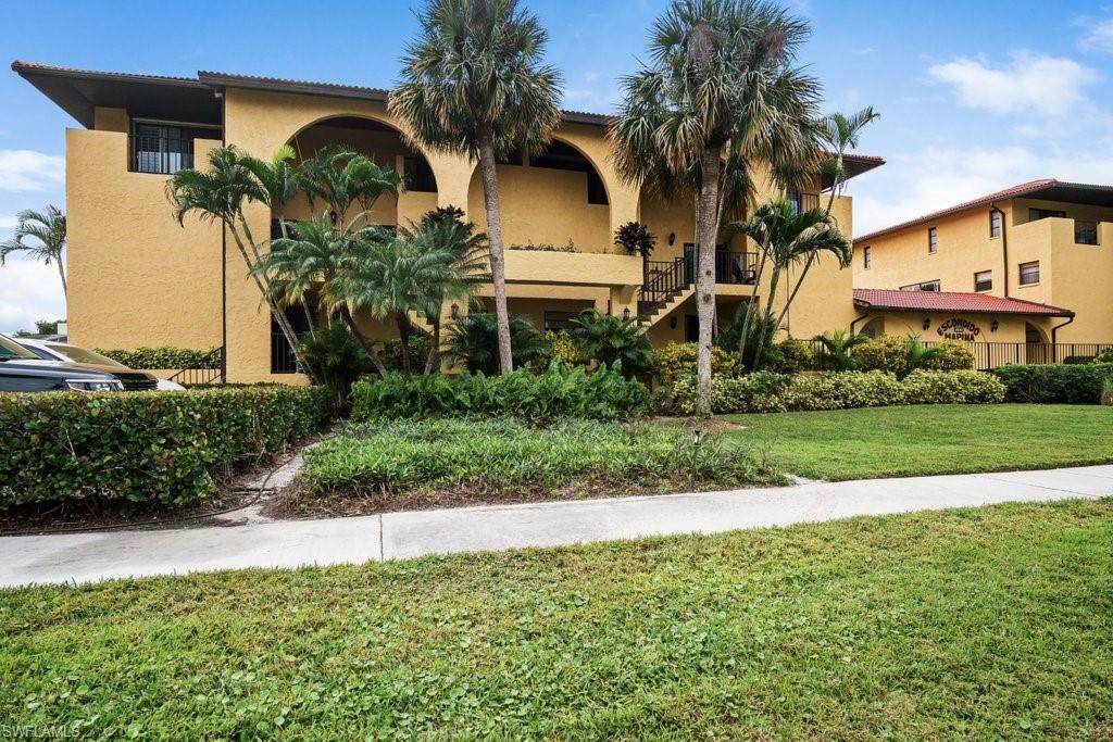 1400 Blue Point Ave - Photo 1