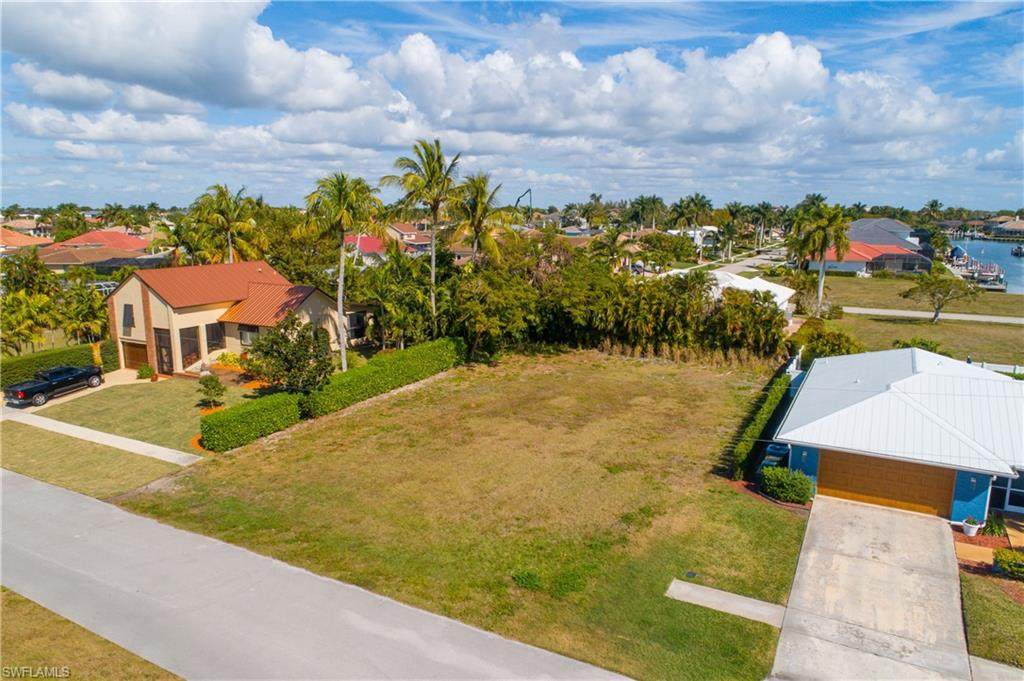 1576 Biscayne Way - Photo 1
