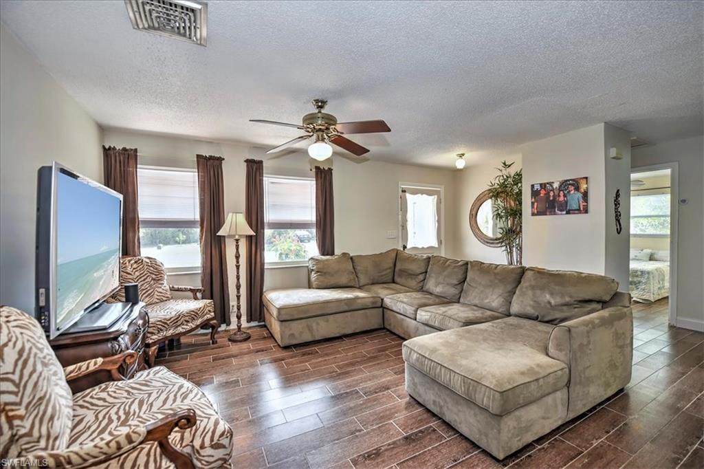 7315 Barragan Rd - Photo 1