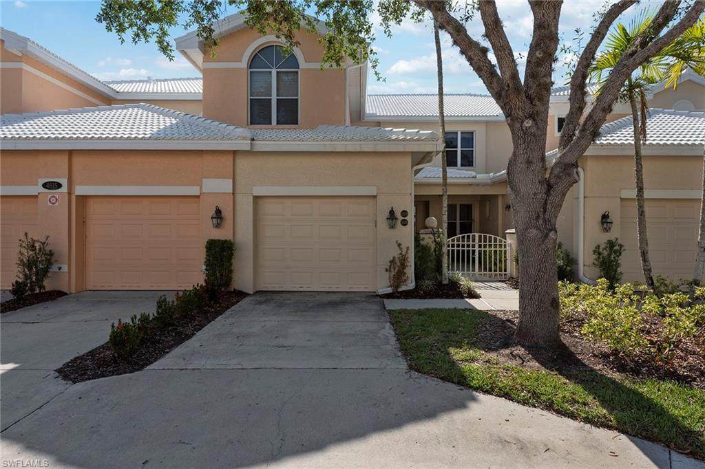 4615 Hawks Nest Dr - Photo 1