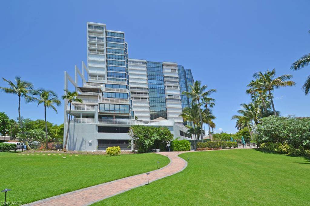 4751 Gulf Shore Blvd - Photo 1