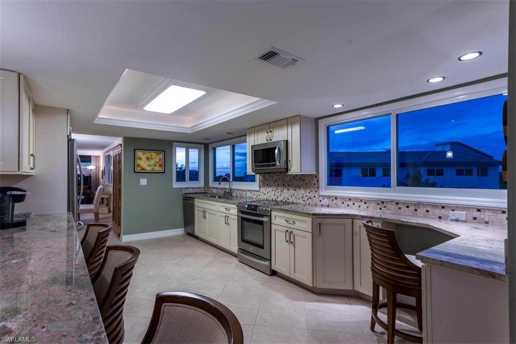 15191 Cedarwood Ln - Photo 1