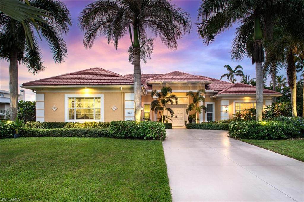 4220 Tarpon Ave - Photo 1
