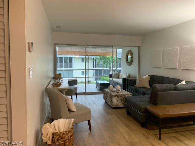 1417 Chesapeake Ave - Photo 1