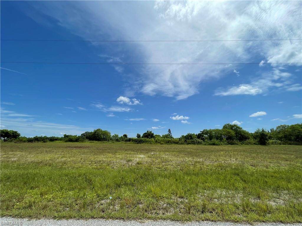 3805 36th Ave - Photo 1