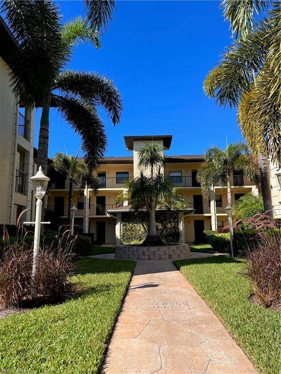 228 Fox Glen Dr - Photo 1