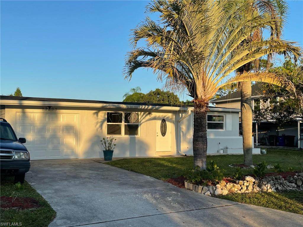 27293 Barbarosa St - Photo 1
