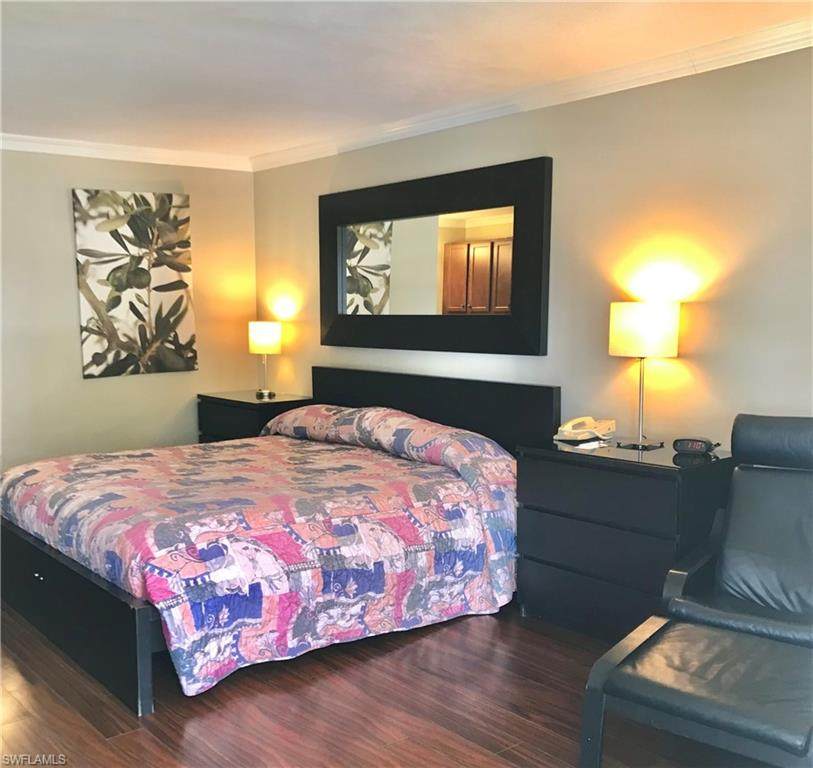 2555 Tamiami Trl - Photo 1