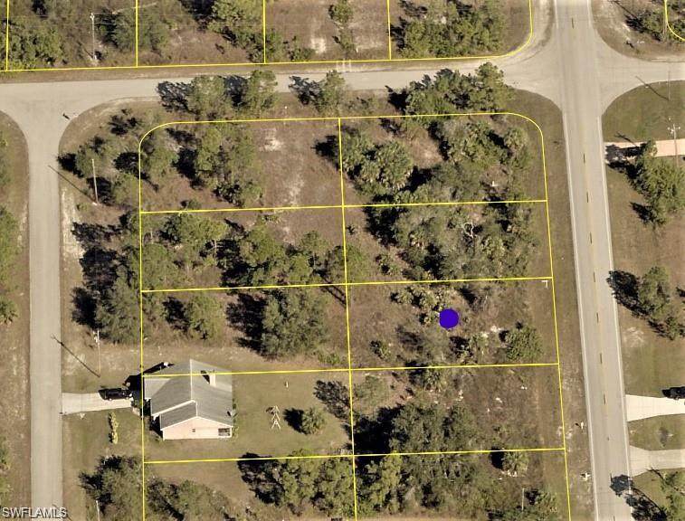 738 Homestead Rd - Photo 1