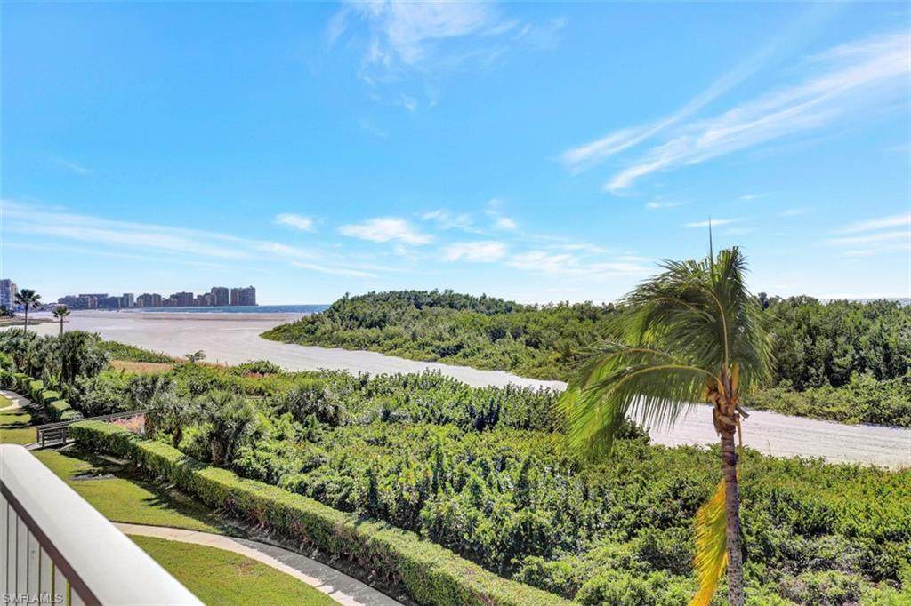 440 Seaview Ct - Photo 1