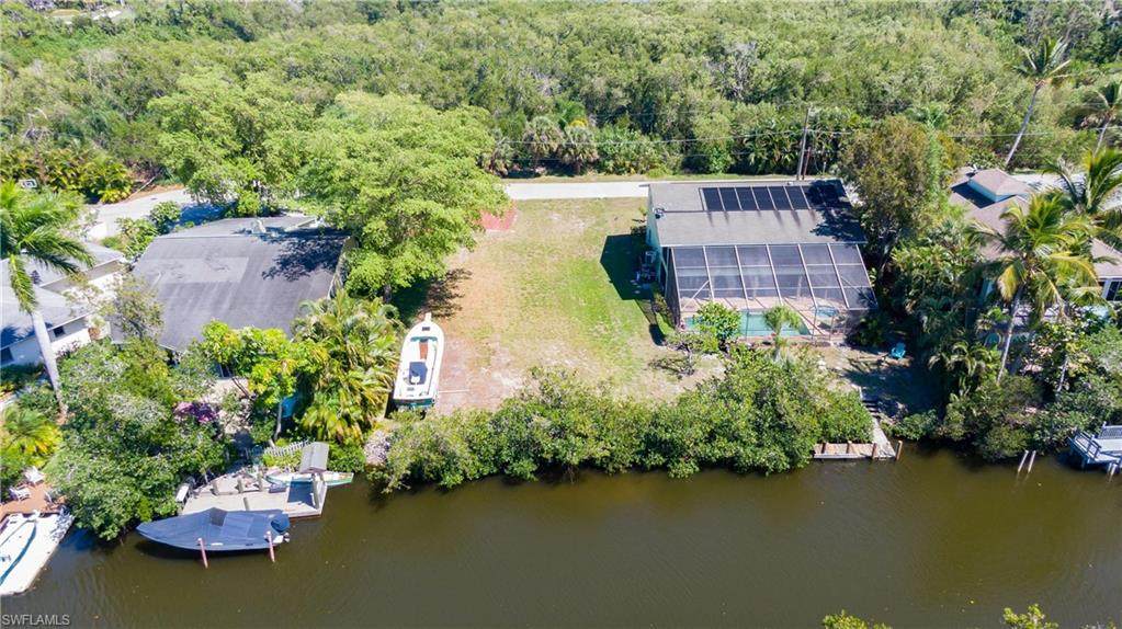 179 Cocohatchee St - Photo 1