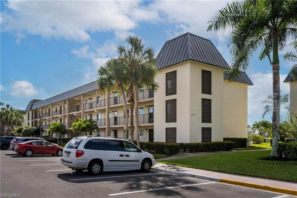 1010 Manatee Rd - Photo 1