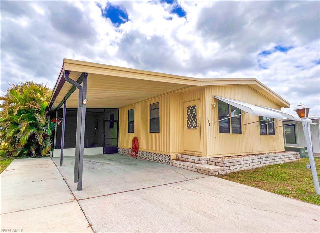 137 Kim Dr - Photo 1