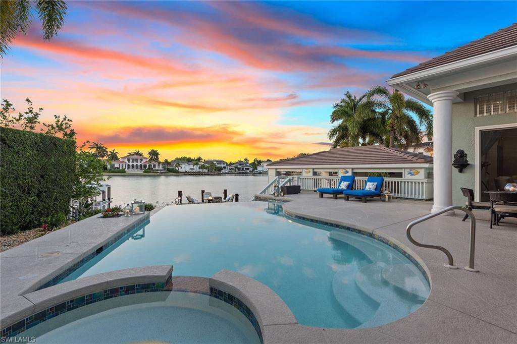 255 Bay Pt - Photo 1