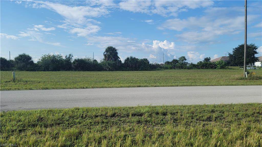 4106 39th Ln - Photo 1