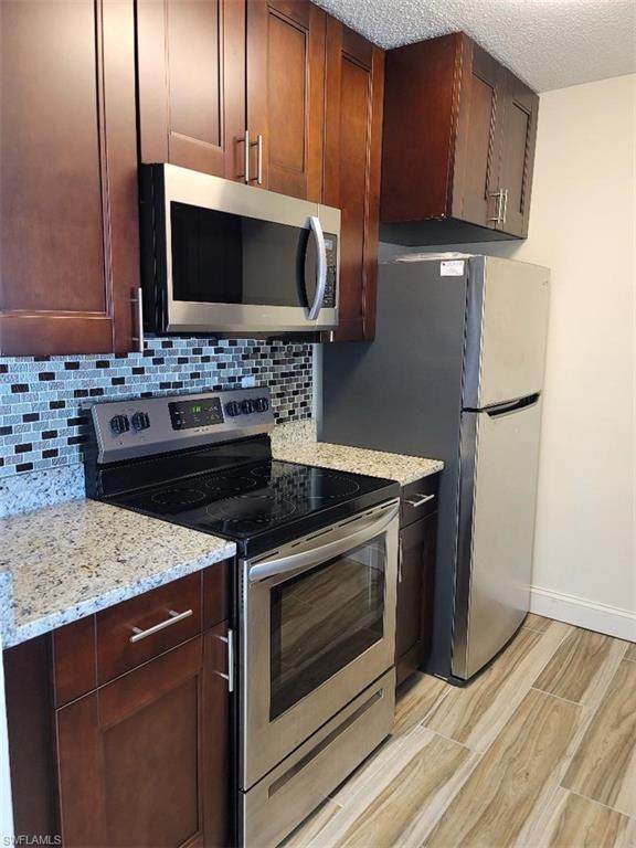 190 Santa Clara Dr - Photo 1