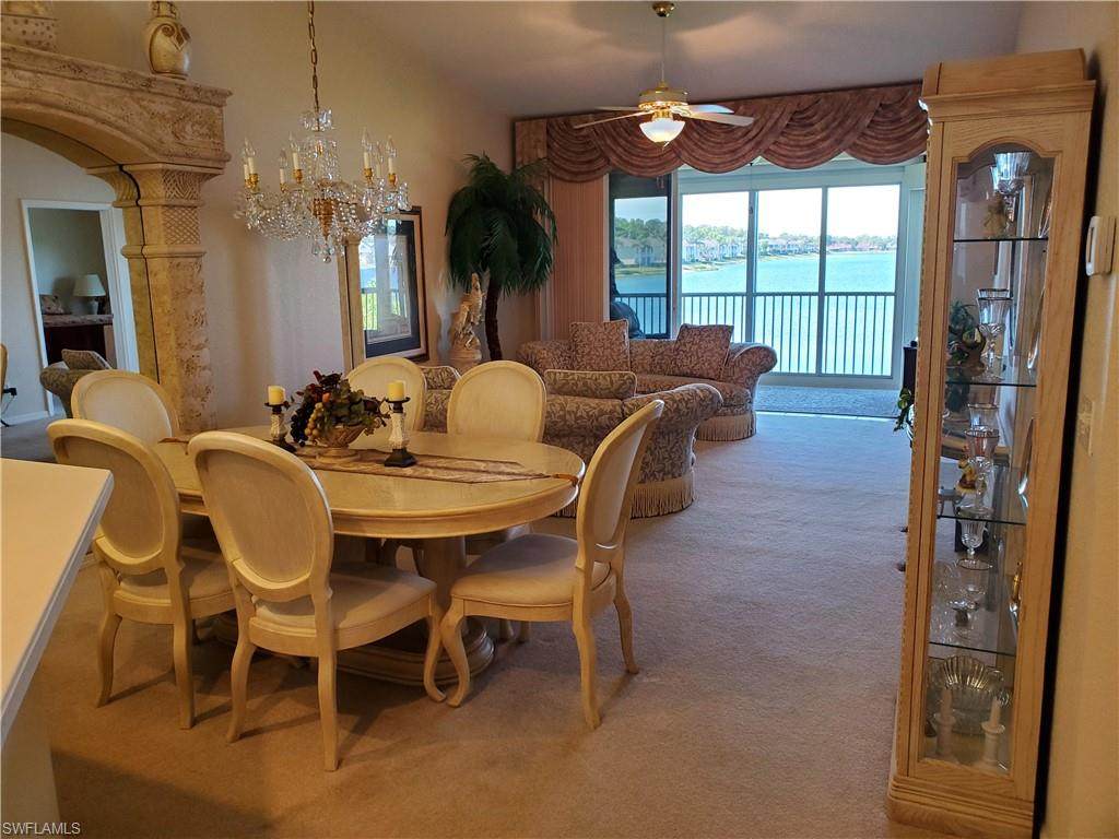 2390 Piccadilly - Photo 1