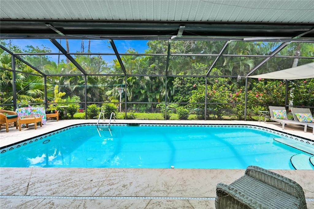 144 Versailles Ct - Photo 1