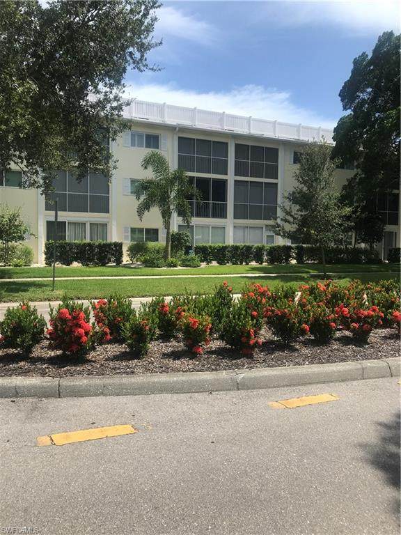 216 Banyan Blvd - Photo 1