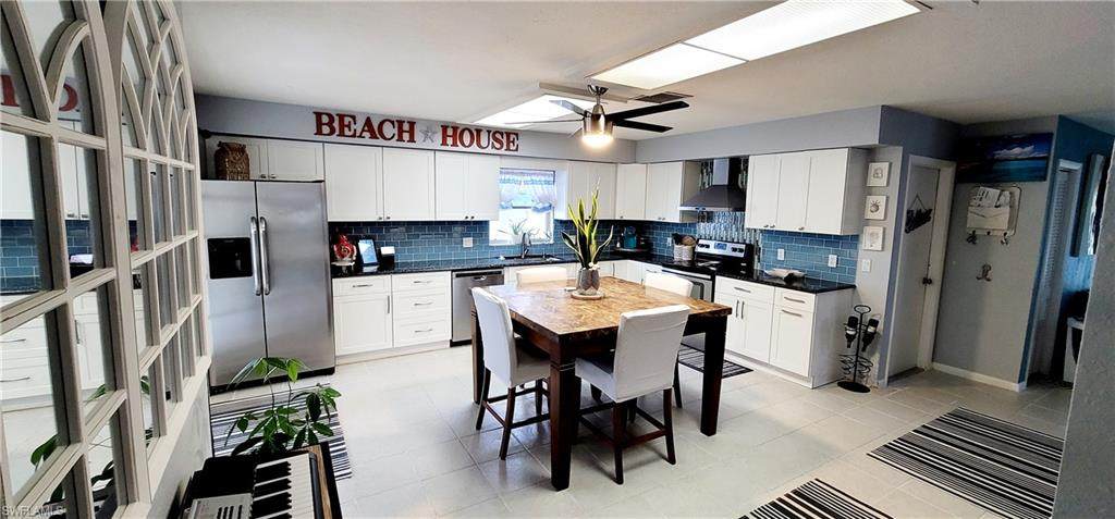 571 97th Ave - Photo 1