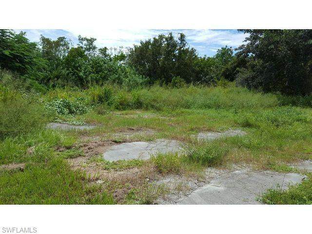 2043 Sheffield Ave - Photo 1