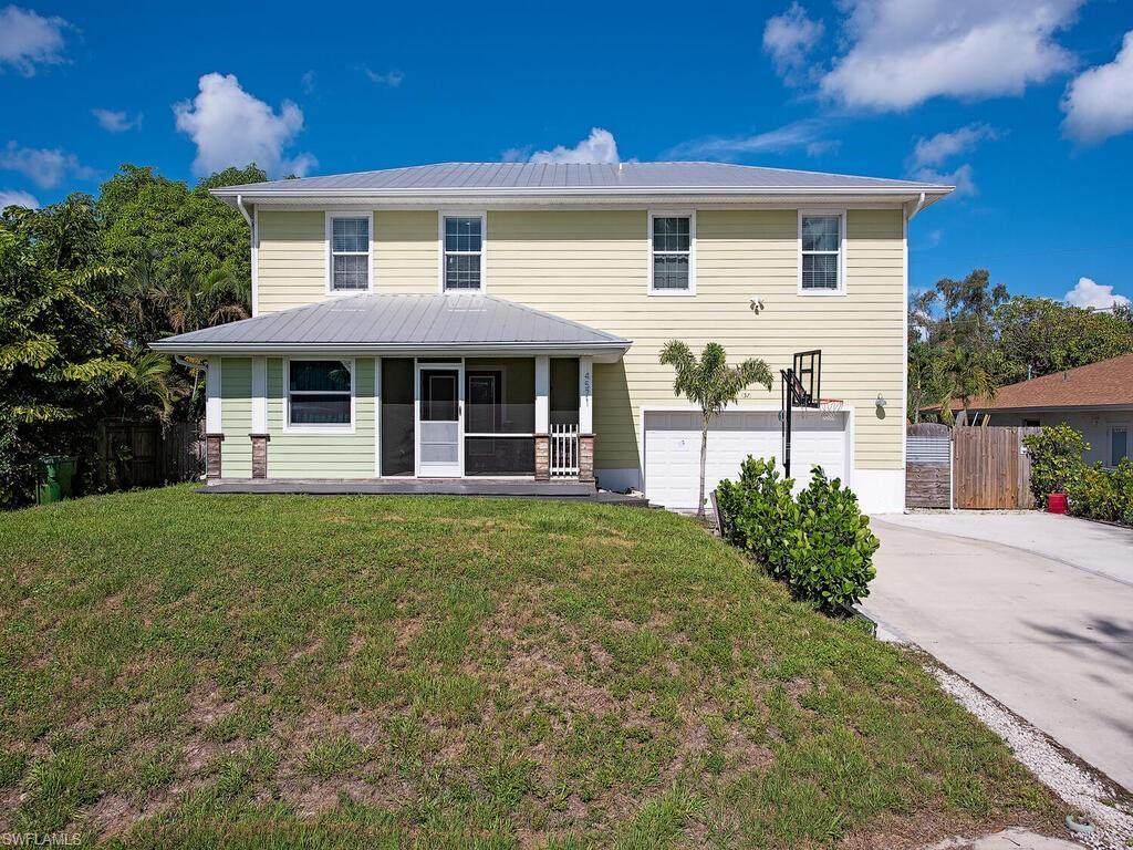 4571 Capri Dr - Photo 1